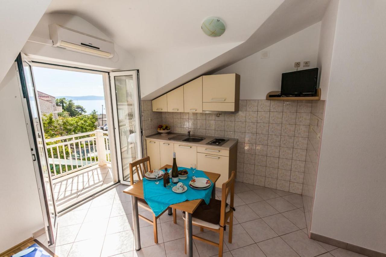 Sea View Apartment *